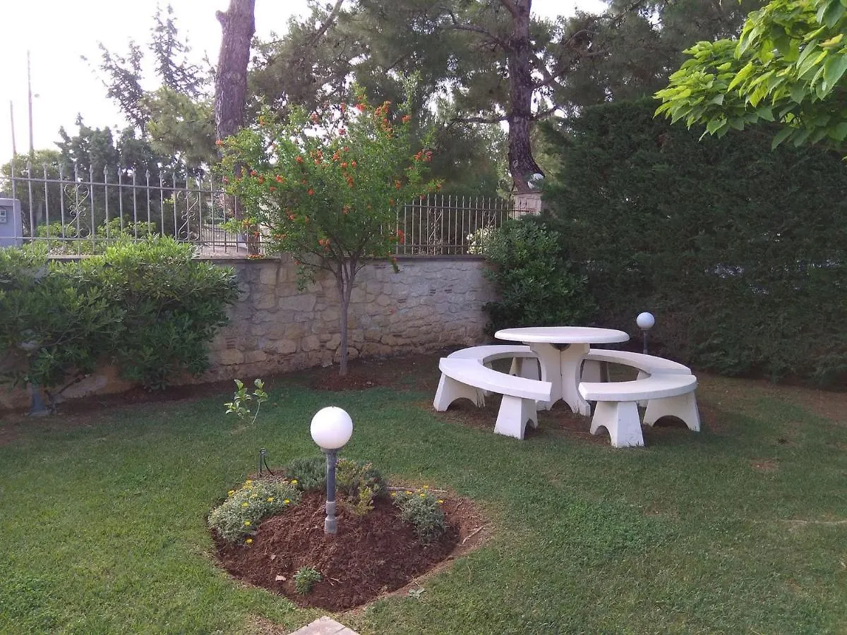 Vakantiehuis Villa Traditional Estate Heated Pool&Garden, 5 bedrooms Metokhion Patriotikon