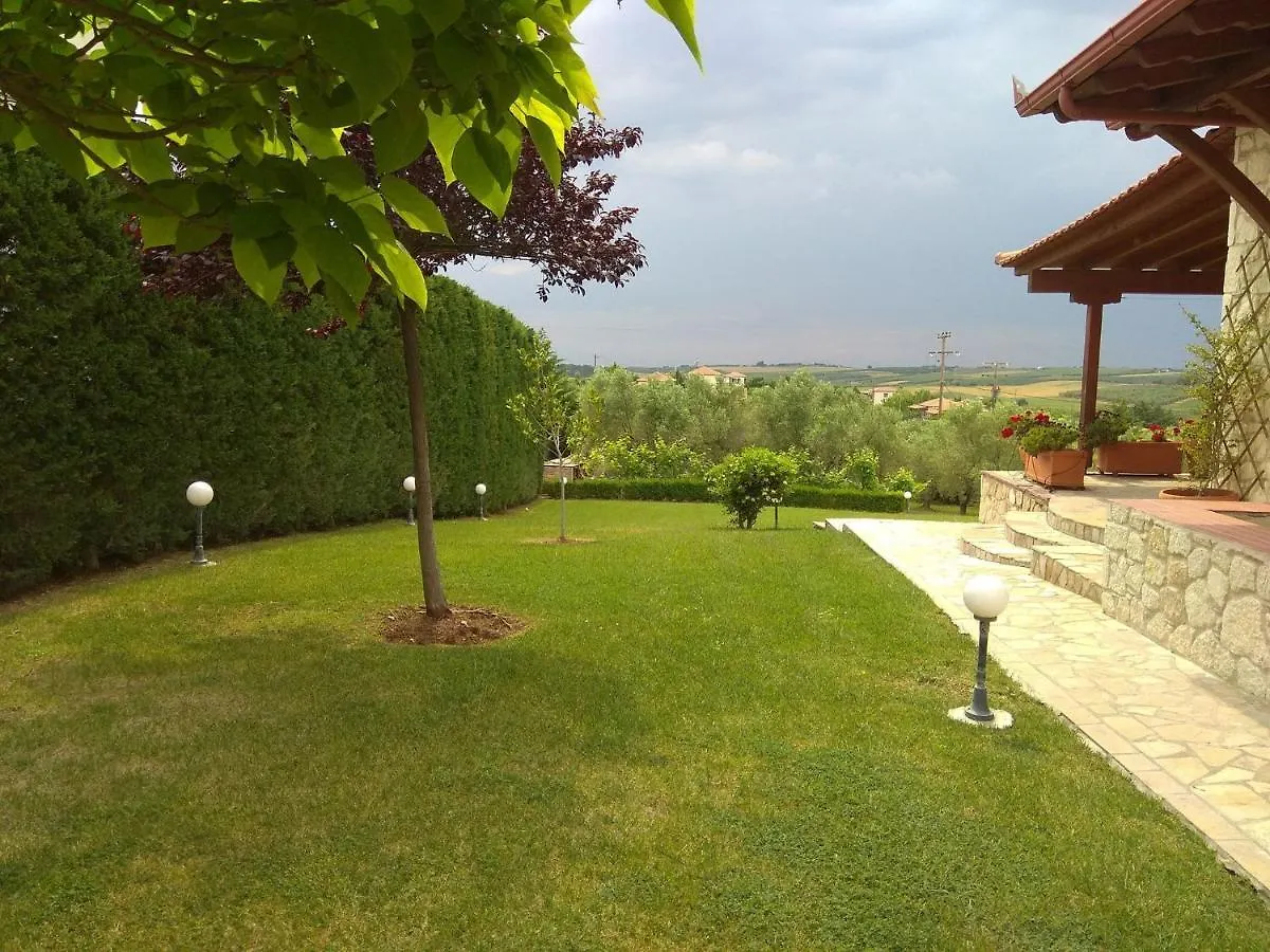 Vakantiehuis Villa Traditional Estate Heated Pool&Garden, 5 bedrooms Metokhion Patriotikon