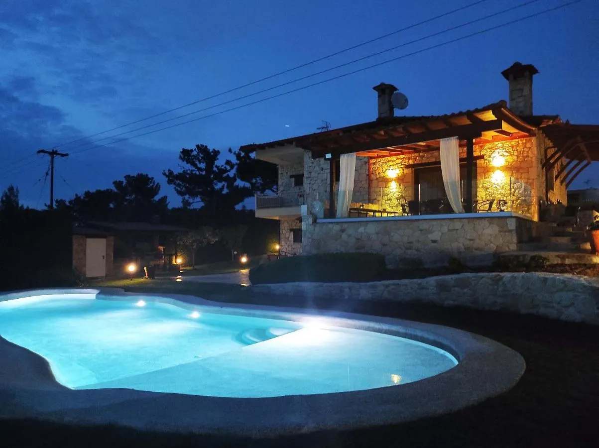 Villa Traditional Estate Heated Pool&Garden, 5 bedrooms Metokhion Patriotikon