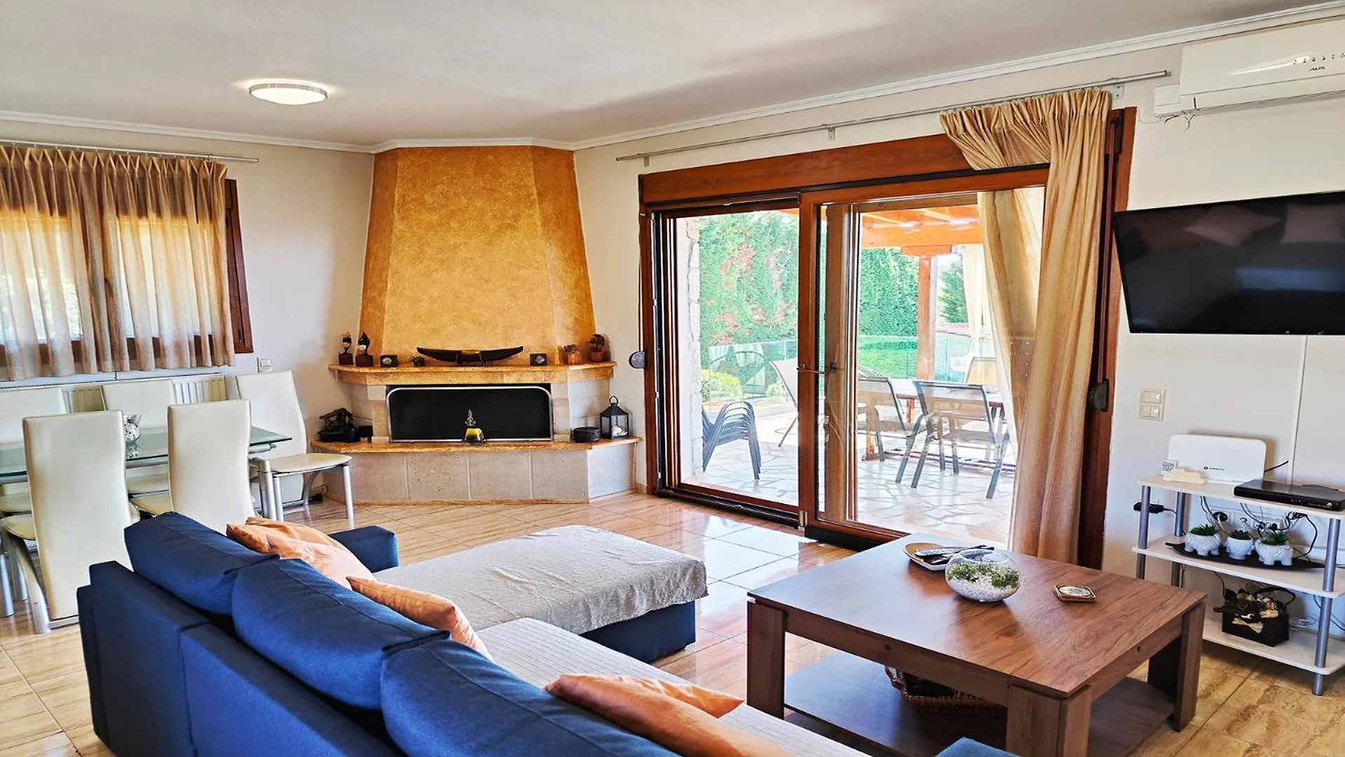 Vakantiehuis Villa Traditional Estate Heated Pool&Garden, 5 bedrooms Metokhion Patriotikon